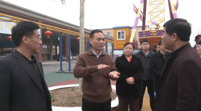 秦晓明调研安全生产及食药安全工作